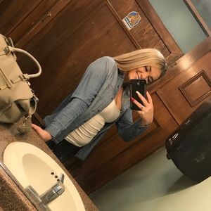 Meet your Posher, Victoria